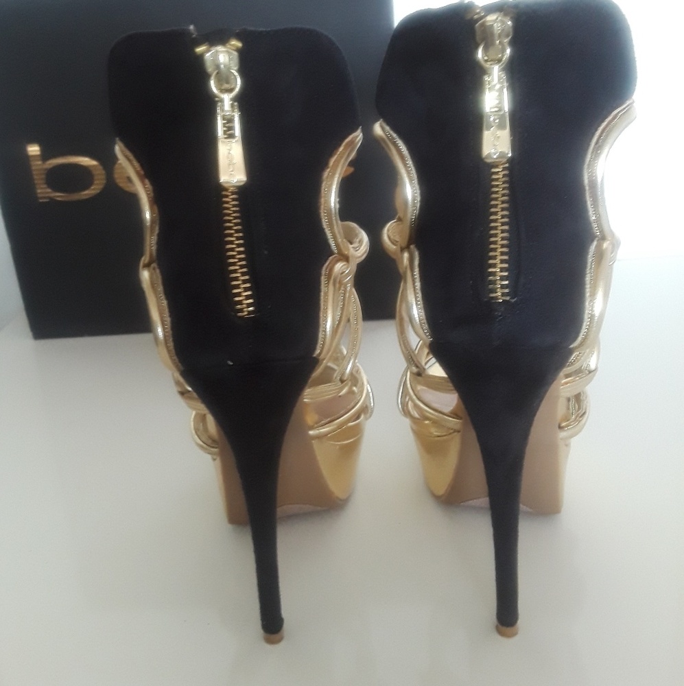 Bebe platform sandals. - Picture 3 of 4